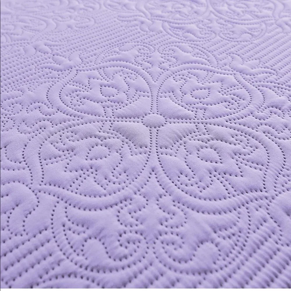 Bed Quilt Bedspread Coverlet - Reversible, Lightweight - King Size, Lt Purple